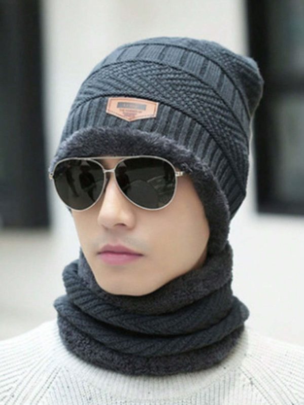 Woolen Winter Beanie & Neck Warmer Combo